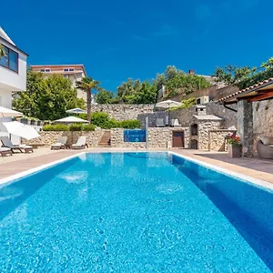 Petra Krk Apartman Krk Town
