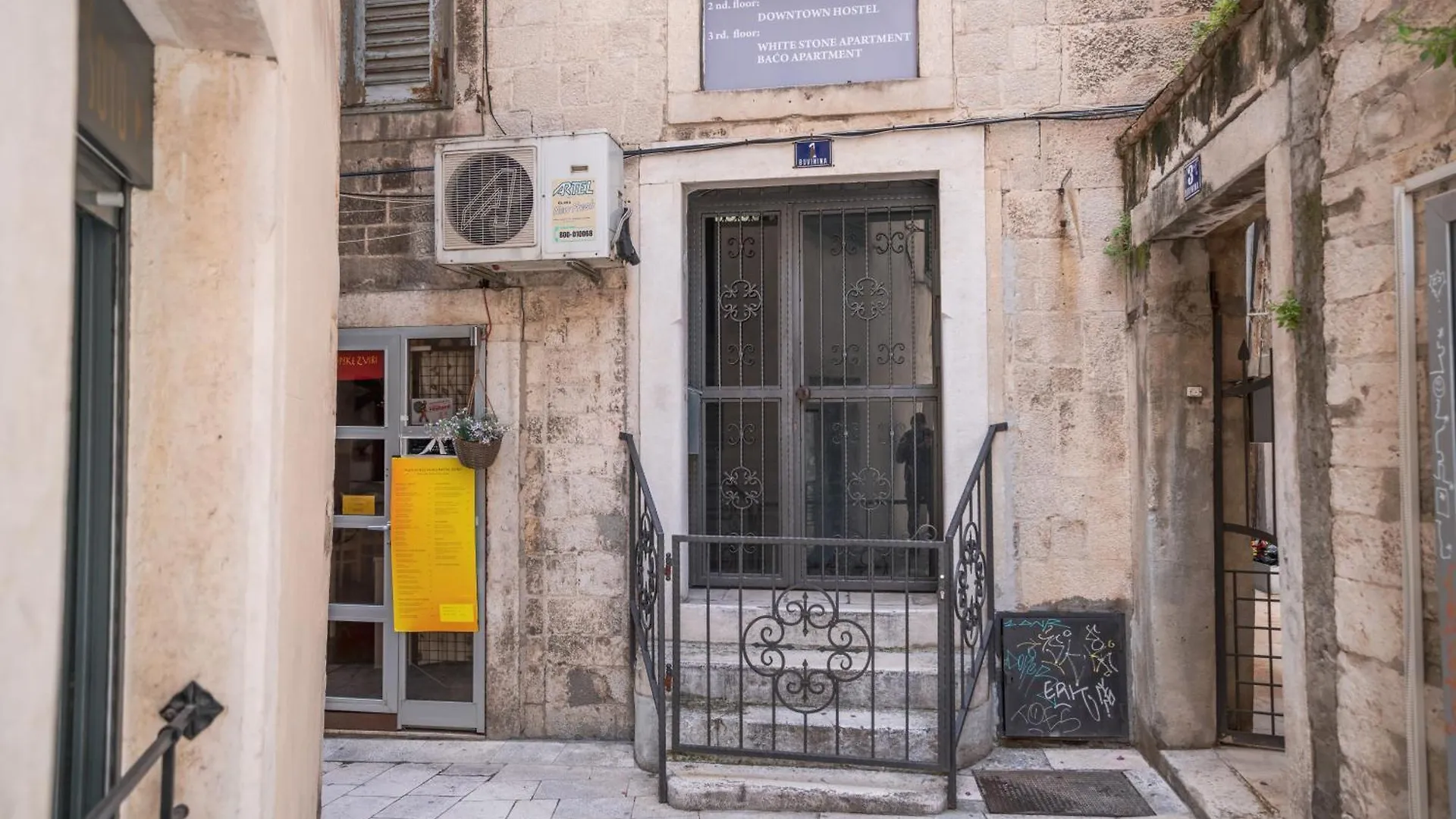 Downtown Hostel Split